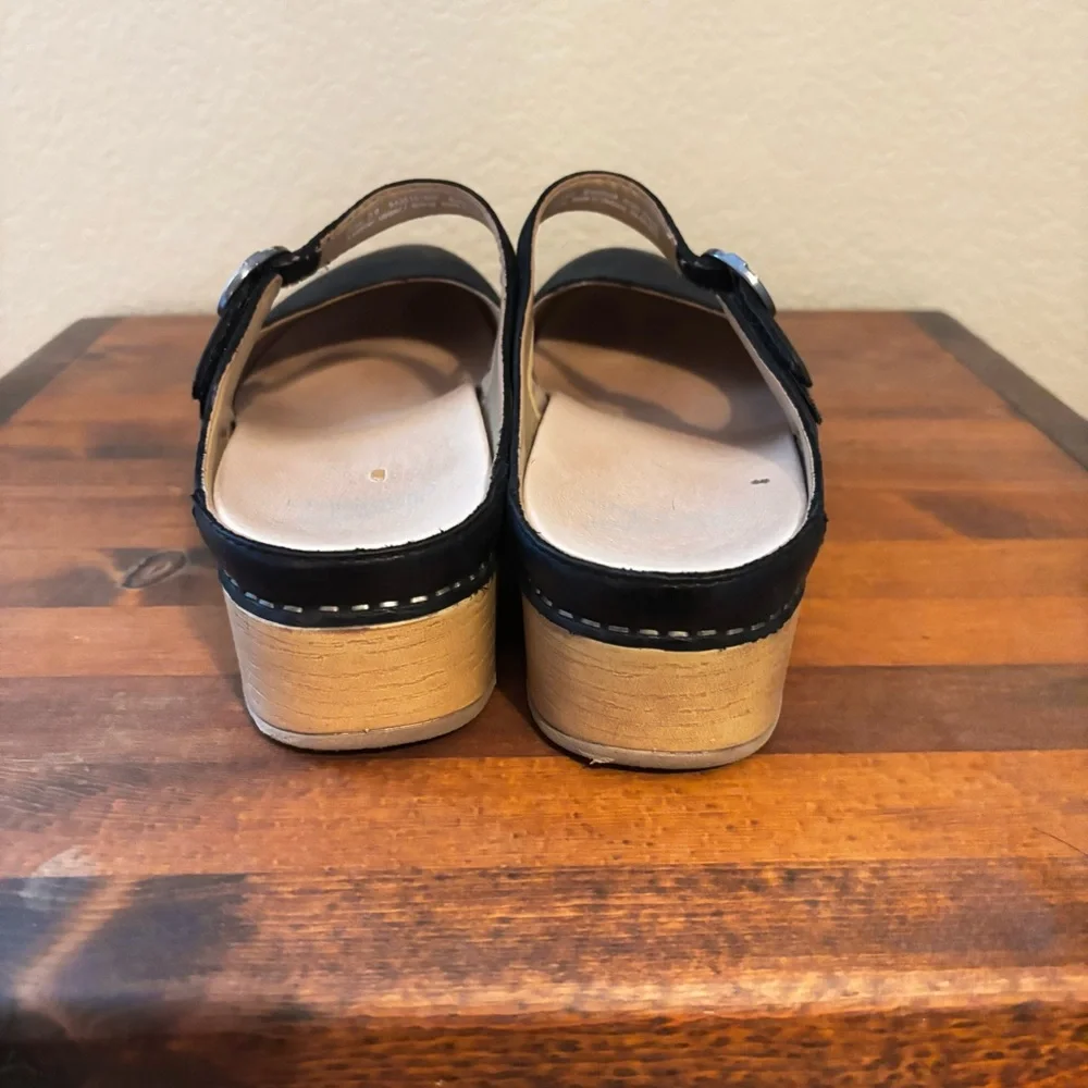 Dansko Bria Mary Jane Mule Clogs Black - Picture 4 of 7